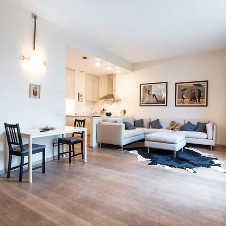 Santo Stefano Luxury Apartment 밀라노 외부 사진