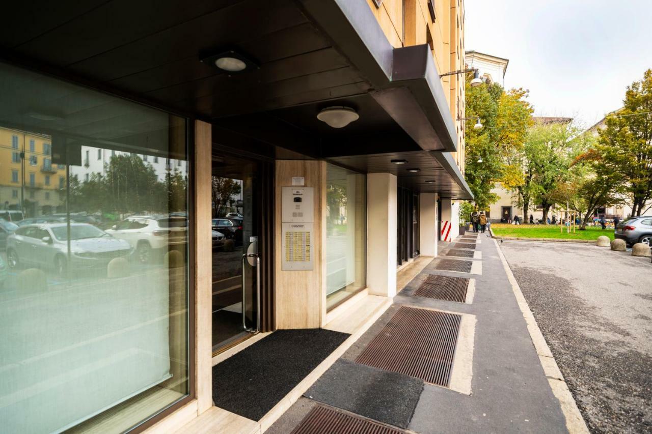 Santo Stefano Luxury Apartment 밀라노 외부 사진