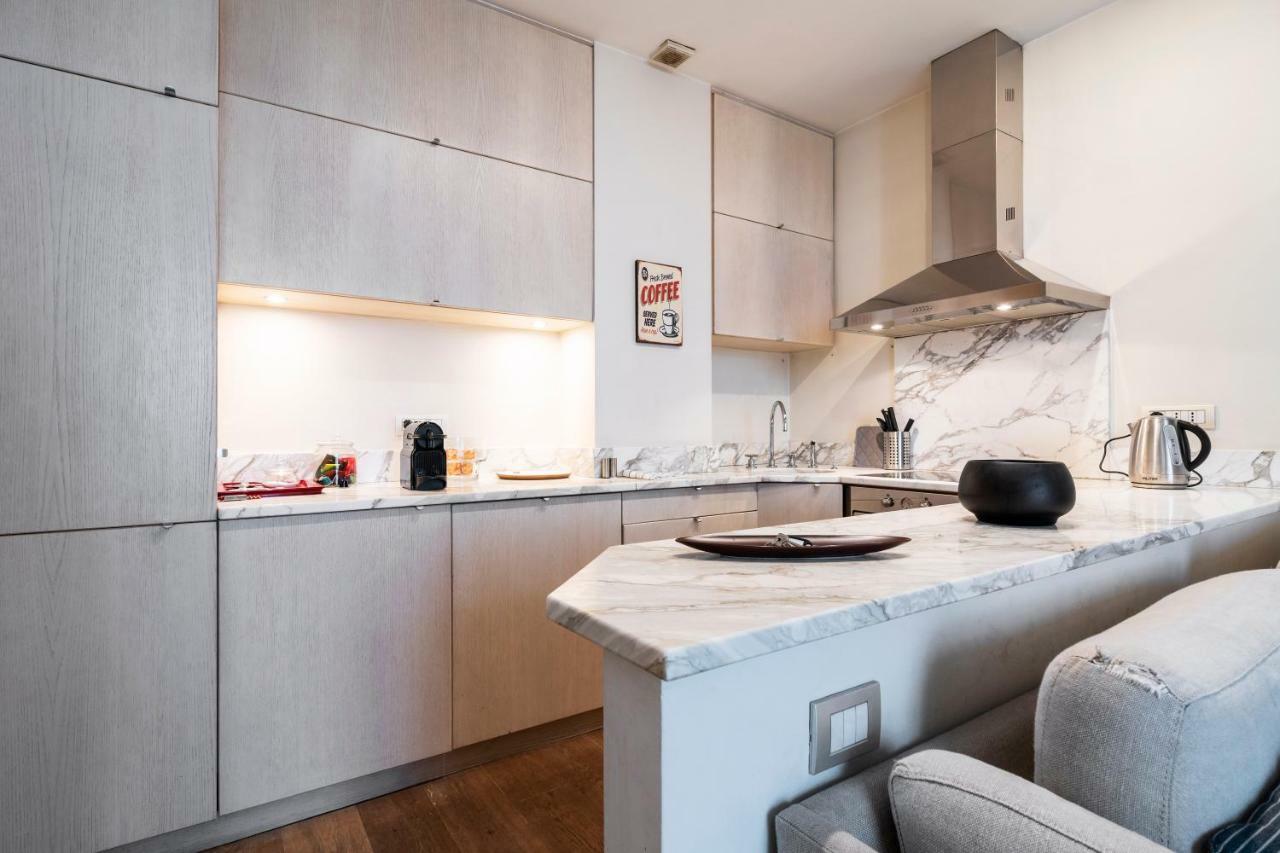 Santo Stefano Luxury Apartment 밀라노 외부 사진